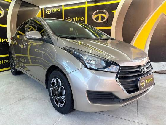 HYUNDAI HB20 1.0 COMFORT PLUS 12V FLEX 4P MANUAL HYUNDAI HB20 1.0 COMFORT PLUS 12V FLEX 4P MANUAL